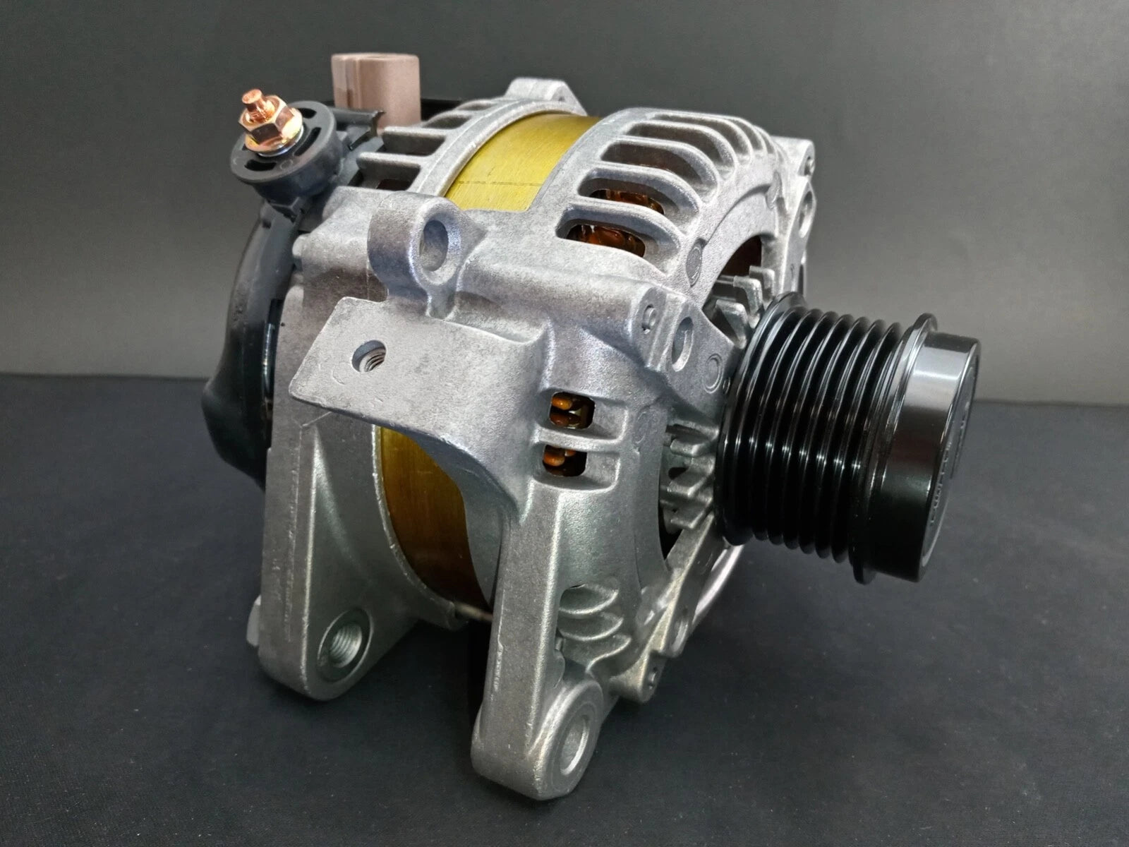 Alternator for Toyota Camry 2.4L 2007-2009 (Not Fit Hybrid), Matrix 2.4L 2009-2013, Corolla 2.4L 2009-2010, Pontiac Vibe 2009-2010, Scion xB 2008-2013